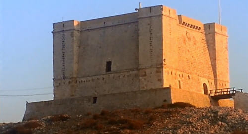 Der St. Mary's Tower von Comino